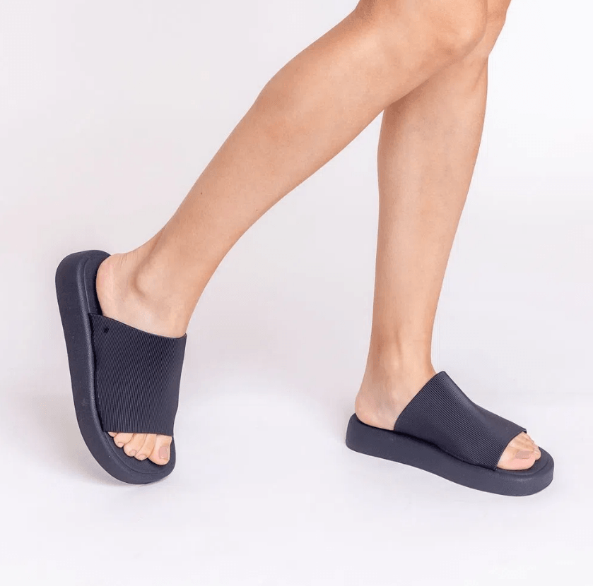 Chinelo Petite Jolie Preto PJ6438 - Moda Brasil